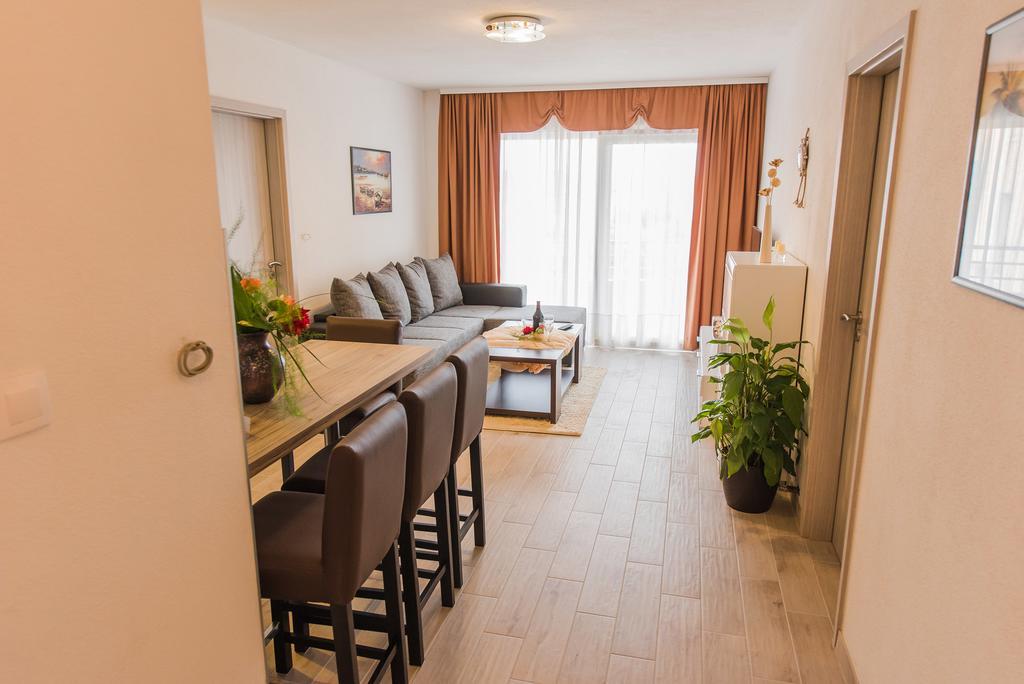 Apartment Grabovac Kaštela Zimmer foto