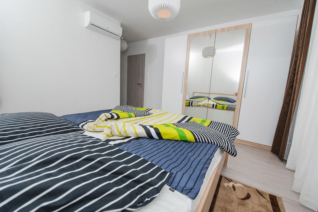 Apartment Grabovac Kaštela Zimmer foto